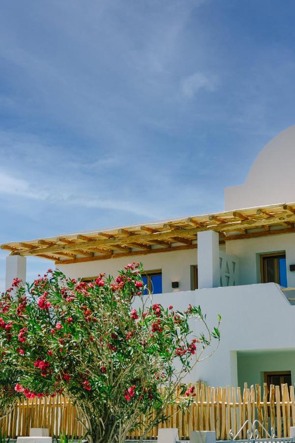 Opalia Suites Perissa  Exterior photo